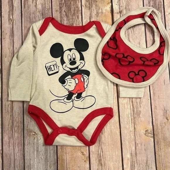 TWIN BUNDLE! Mikey Mouse set with bib | 0-3 Month - Picture 3 of 8
